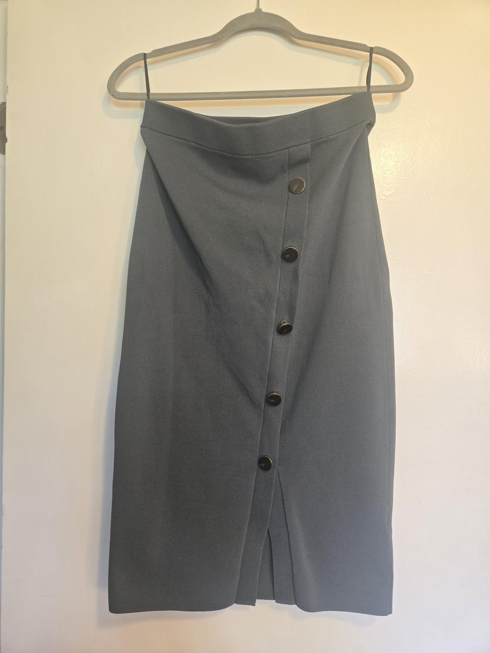 Reiss | Hatty Skirt | Dark Green Faux Button-Front Pencil Skirt - Picture 2 of 9